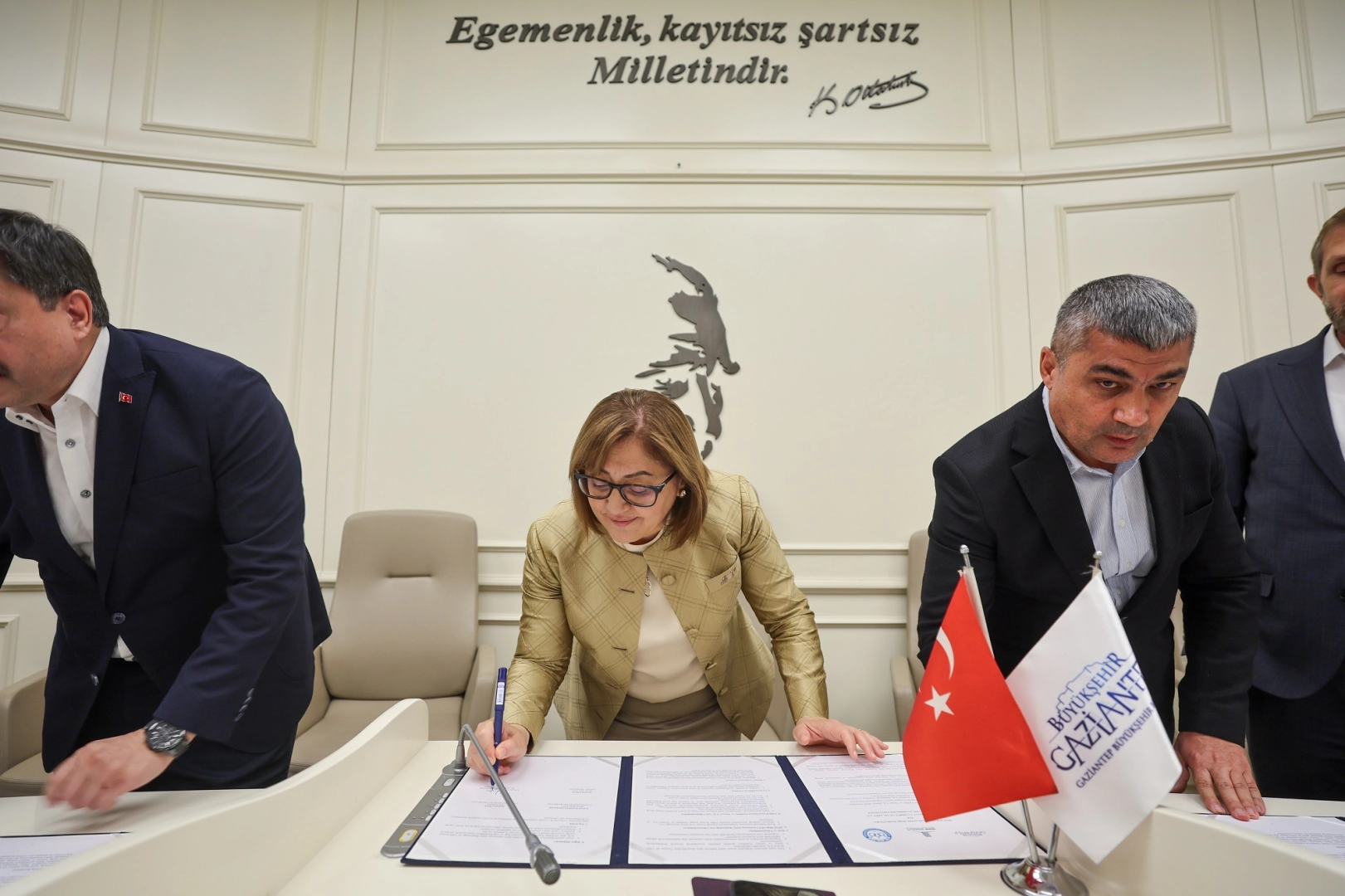 Gaziantep Büyükşehir’den personeline konut desteği